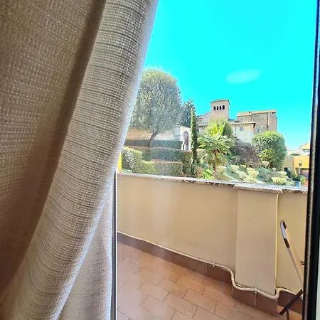 Zen 31 - Colosseum Cozy Rom